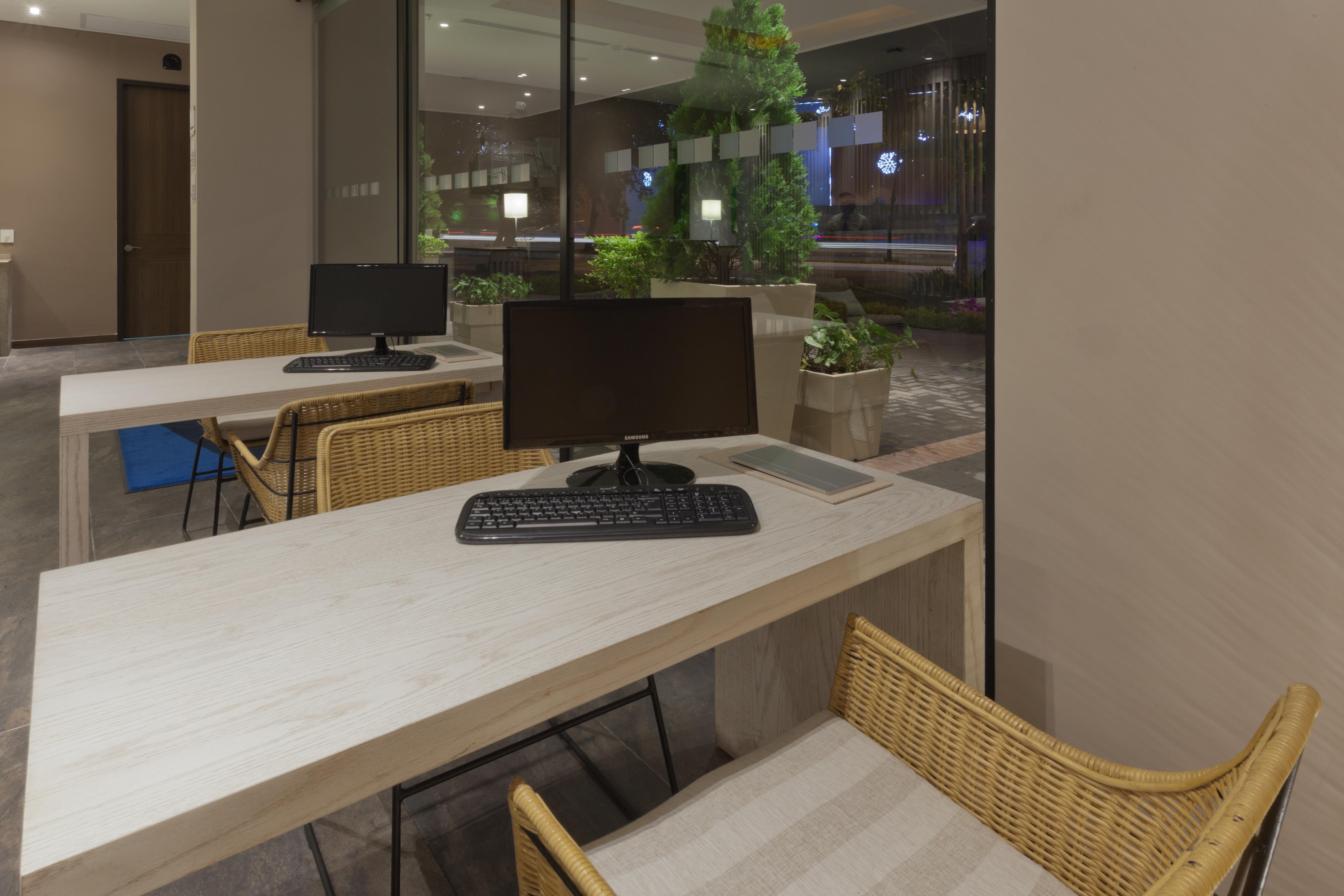 Holiday Inn Express Yopal By Ihg Exterior foto