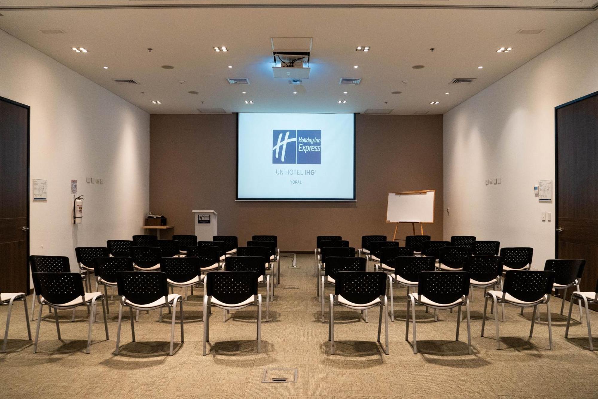 Holiday Inn Express Yopal By Ihg Exterior foto